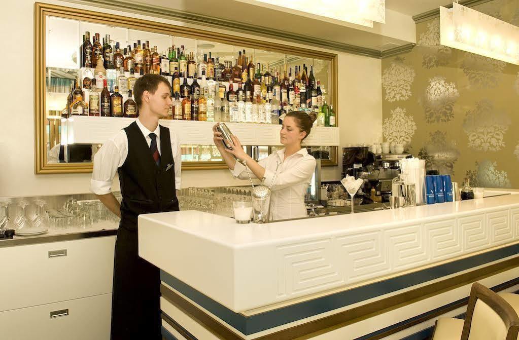 Hotel Academic Zvolen Eksteriør bilde